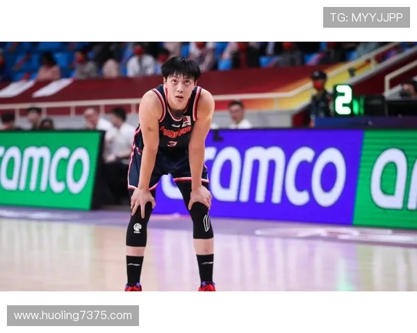 胡明轩领衔广东男篮新篇章 年轻力量引领球队未来发展 胡明轩领衔广东男篮新篇章 年轻力量引领球队未来发展