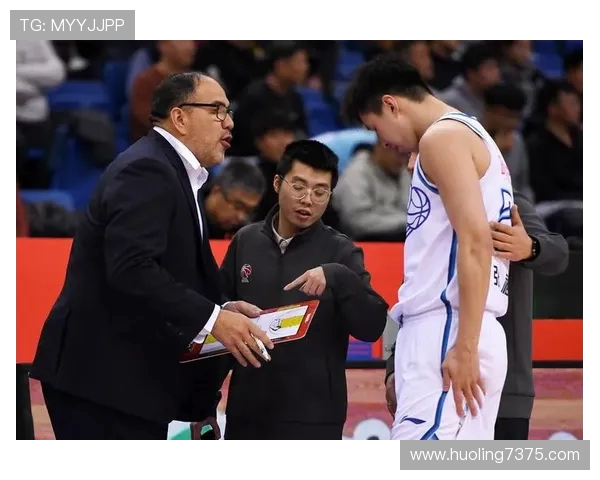 宁波町渥强势对阵展现精彩战术较量 双方剑拔弩张全力争胜