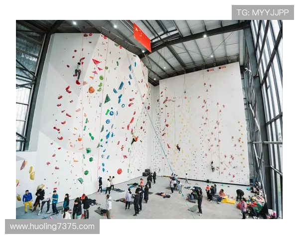 深圳攀岩队的防反体系探讨与攀岩战术的创新实践分析 深圳攀岩队的防反体系探讨与攀岩战术的创新实践分析